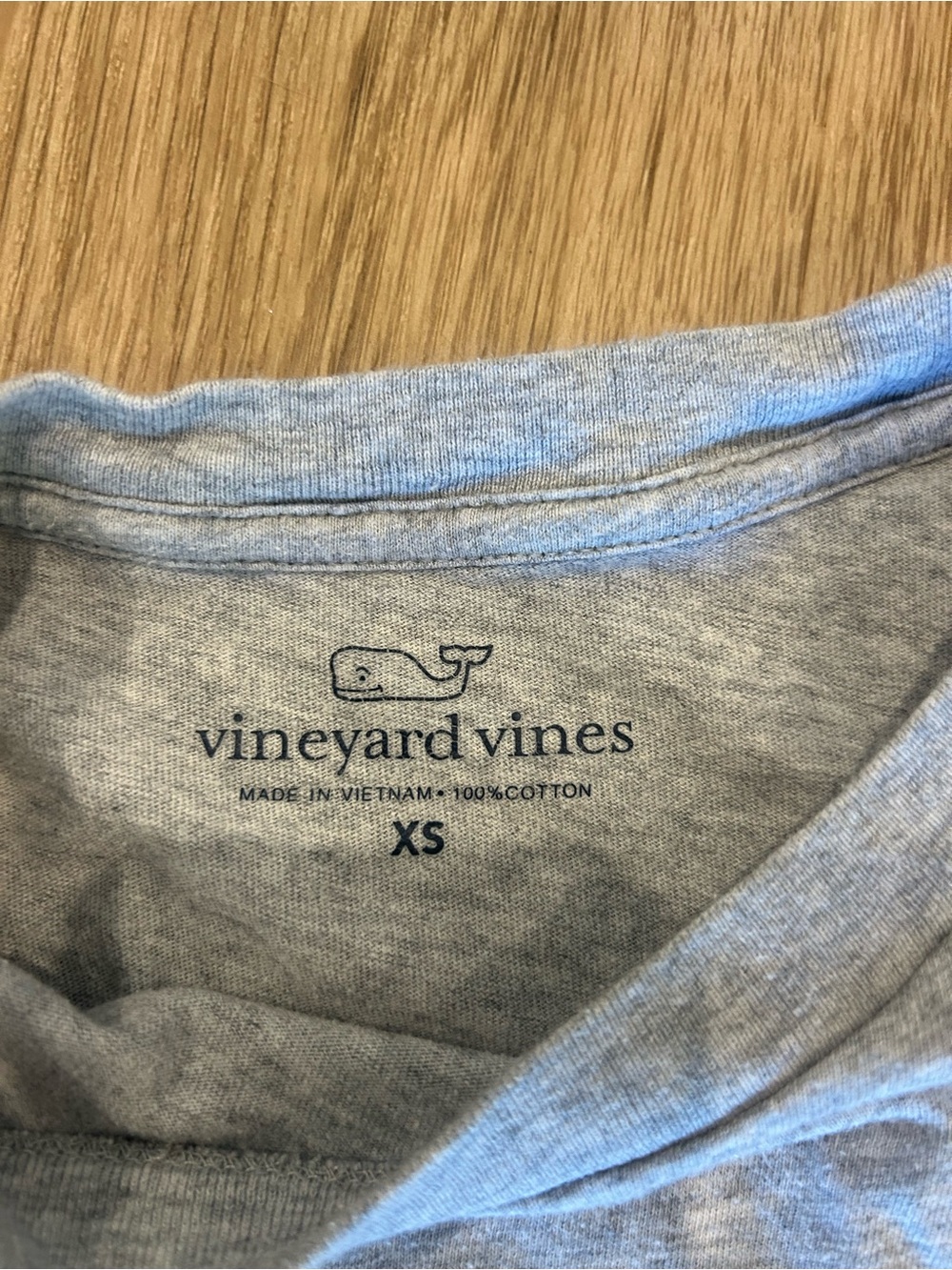 Vineyard Vines Gray Tee with Multi-Color Patterned Whale - Picture 4 of 5